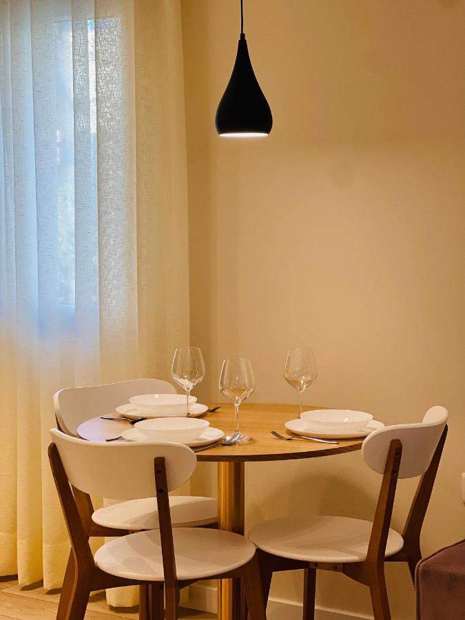 Апартаменты Tirana Center Hideaway Экстерьер фото