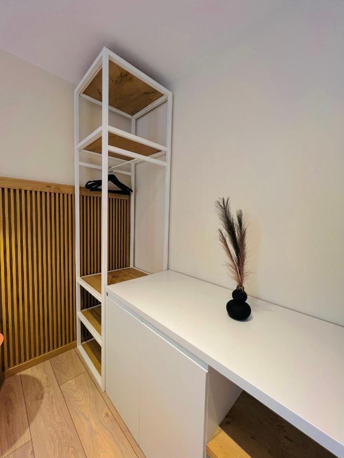 Апартаменты Tirana Center Hideaway Экстерьер фото